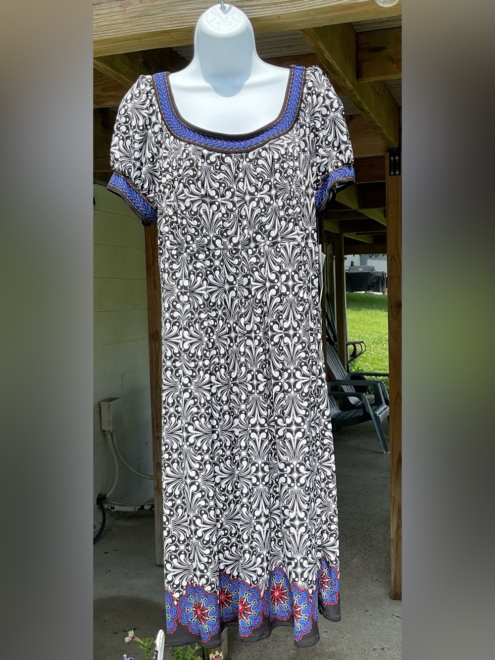 London Times Black and White Swirl Maxi Dress
